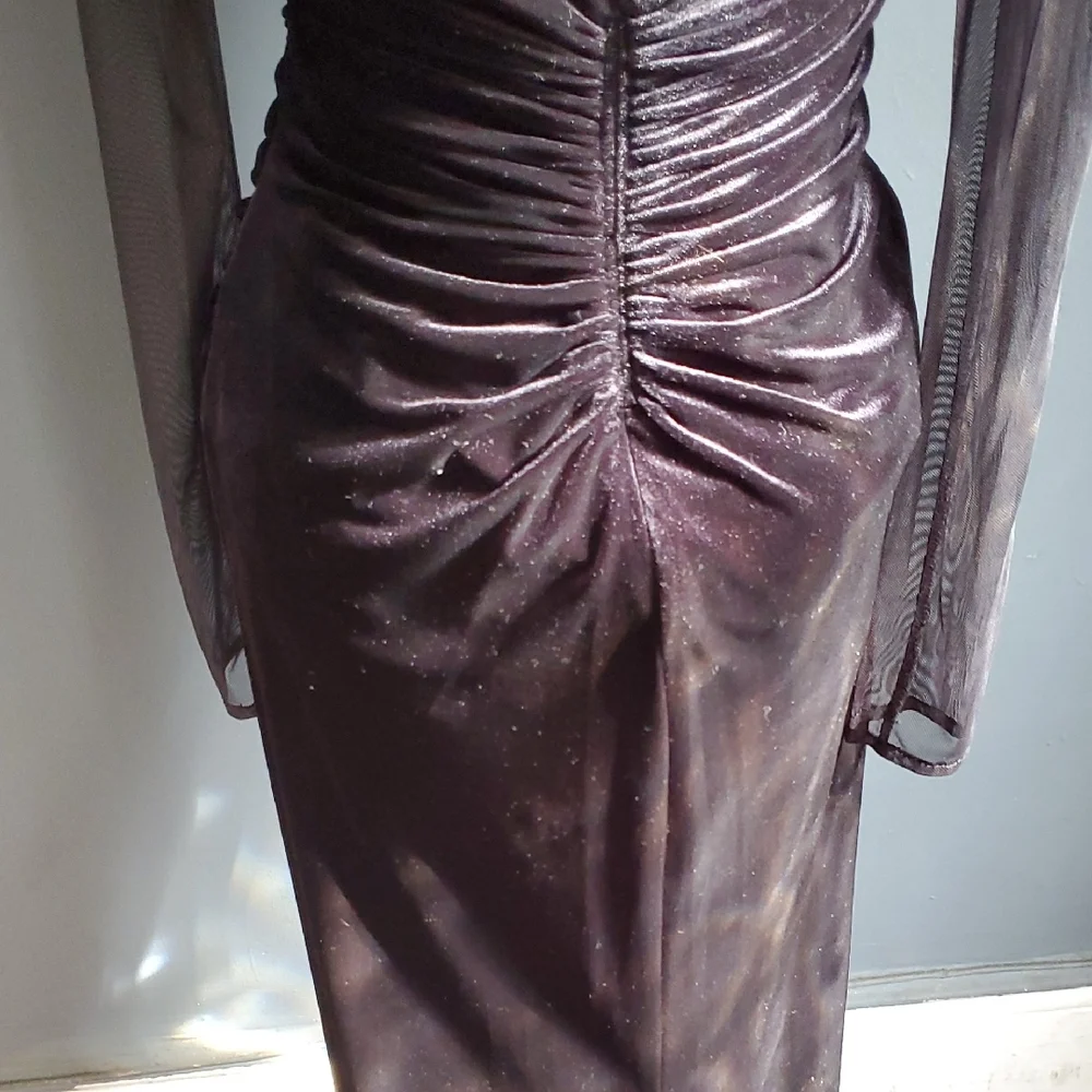 Nwot Eliza J Black Velvet Ruched Long Sleeve Cocktail Gown - Picture 8 of 15